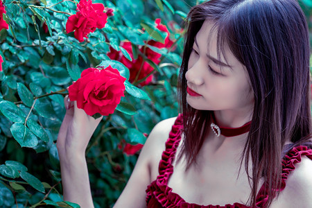 收官之年，时间过半！多地部署下半年决胜攻坚